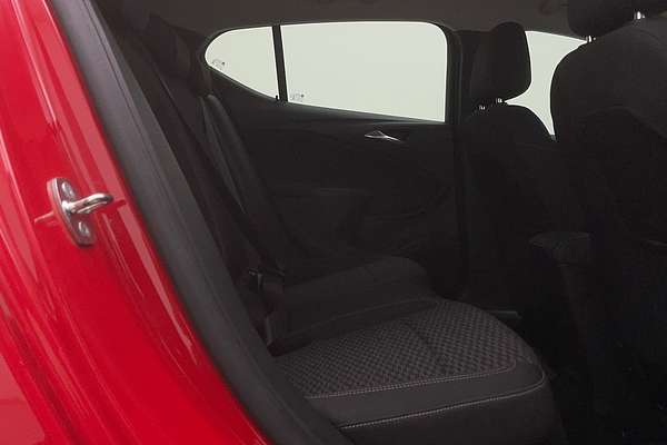 2019 Holden Astra R+ BK