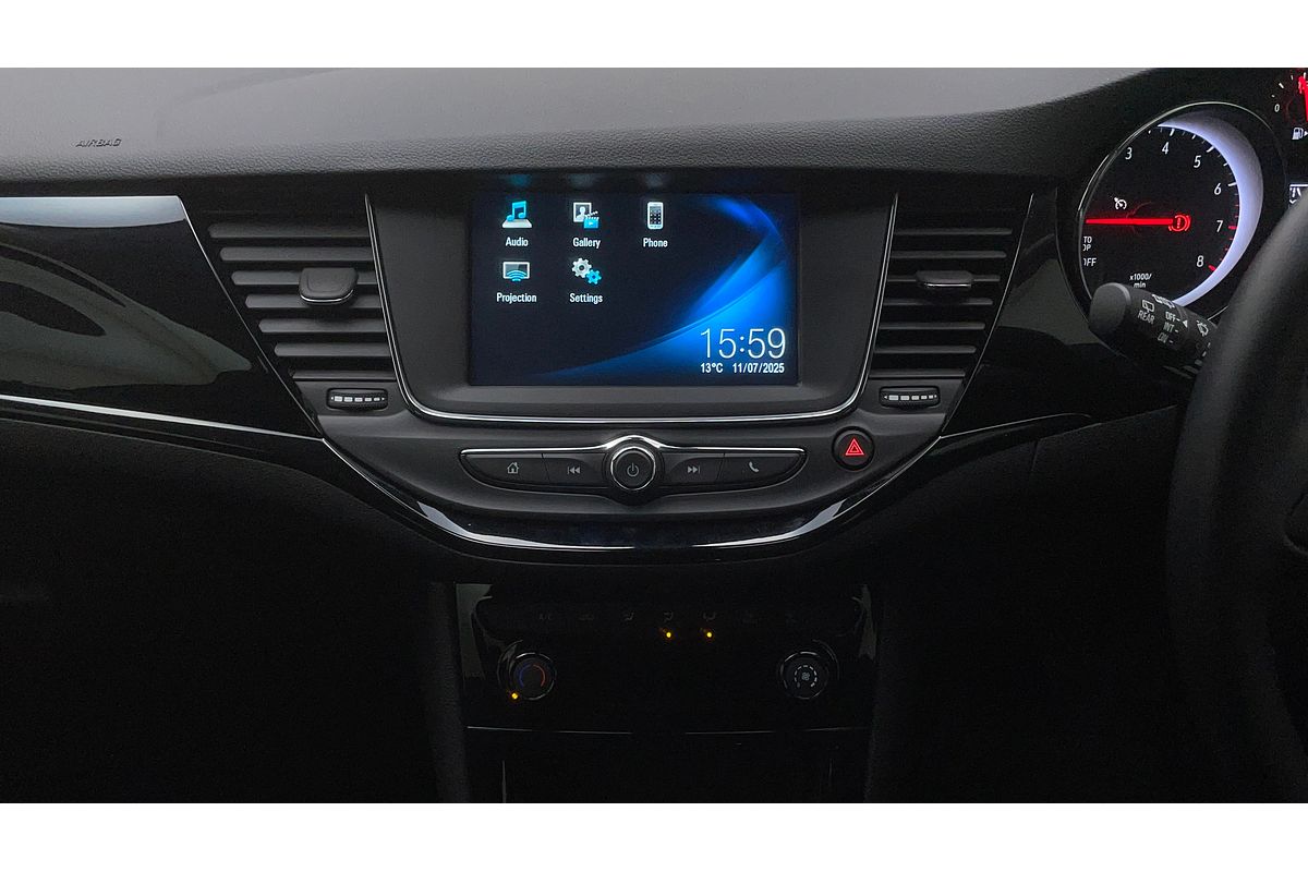 2019 Holden Astra R+ BK