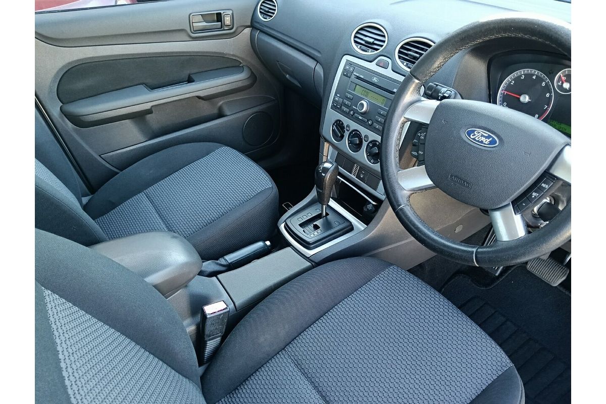 2007 Ford Focus LX LS