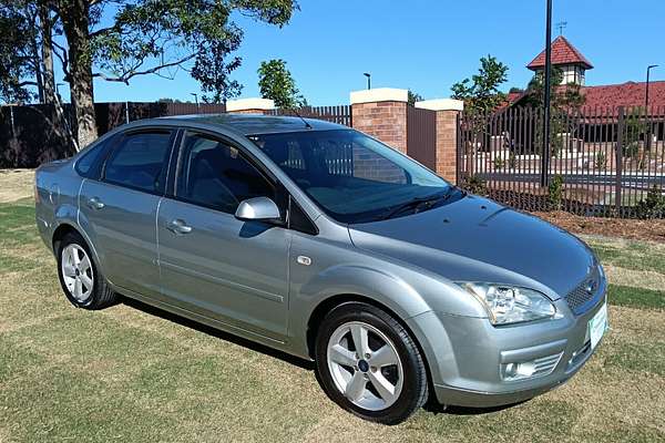 2007 Ford Focus LX LS