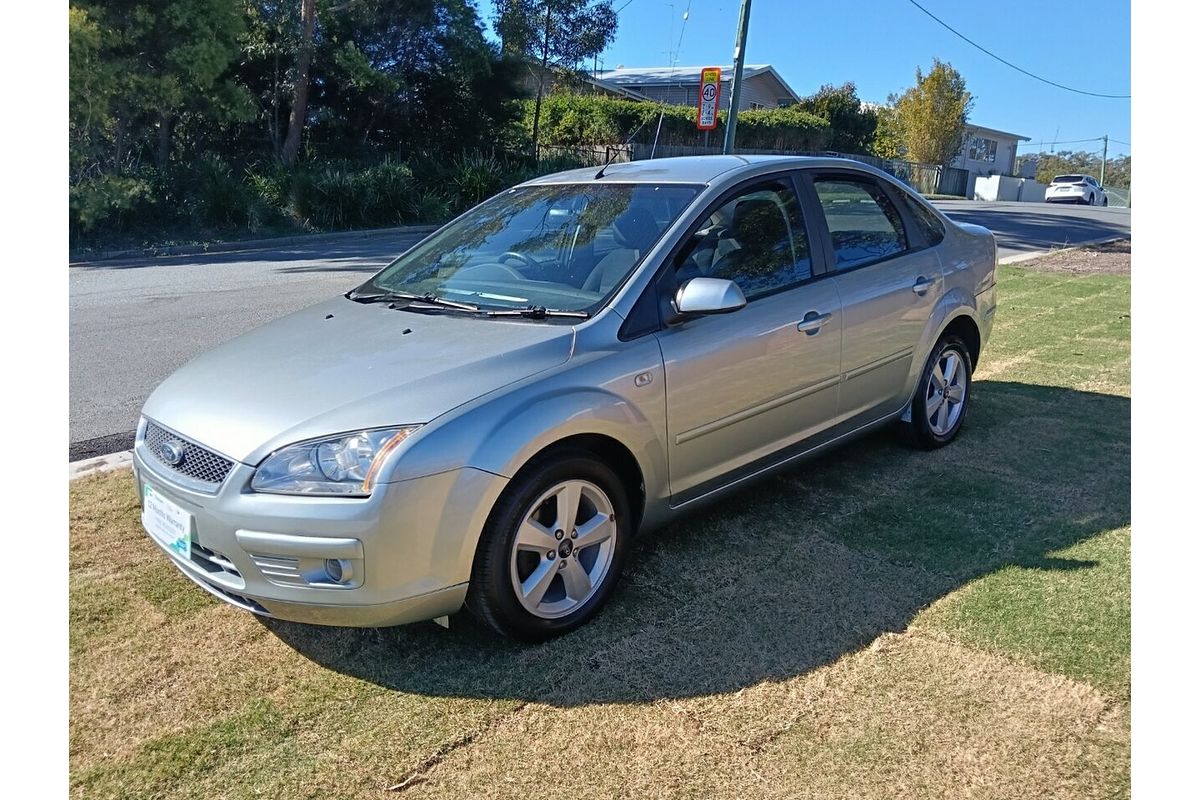 2007 Ford Focus LX LS