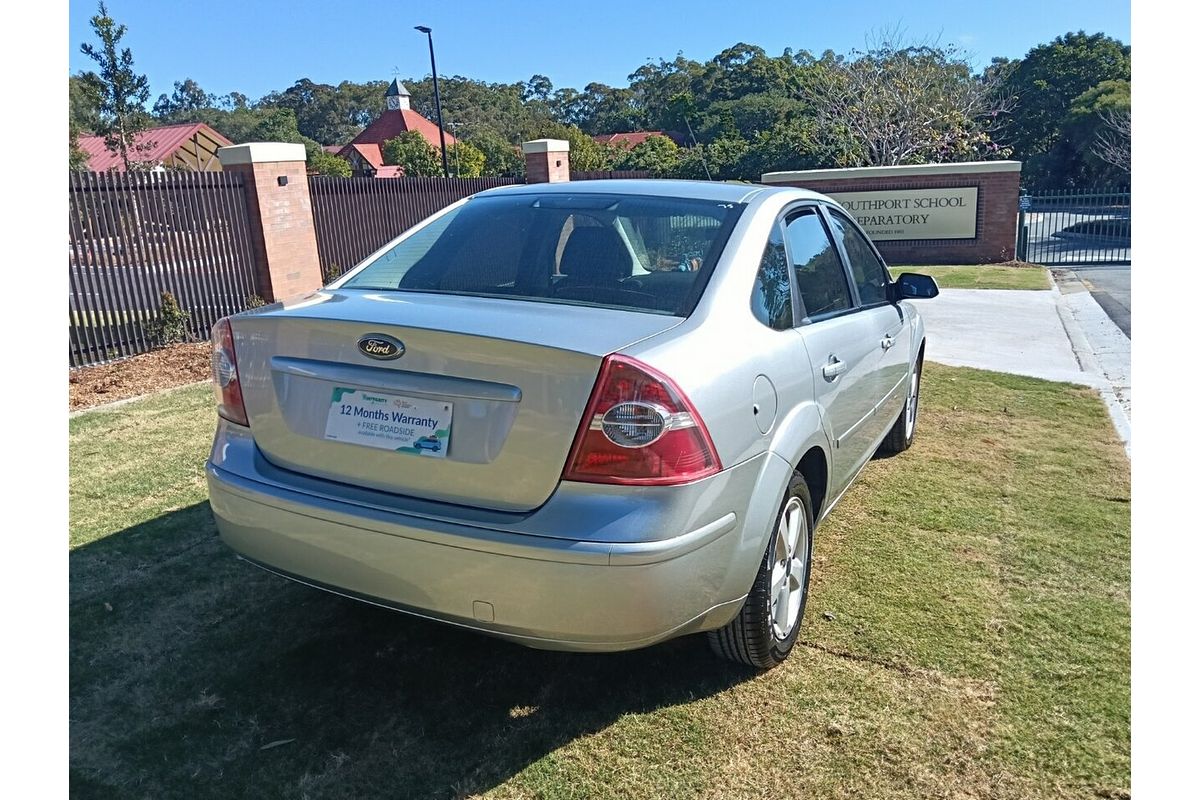 2007 Ford Focus LX LS