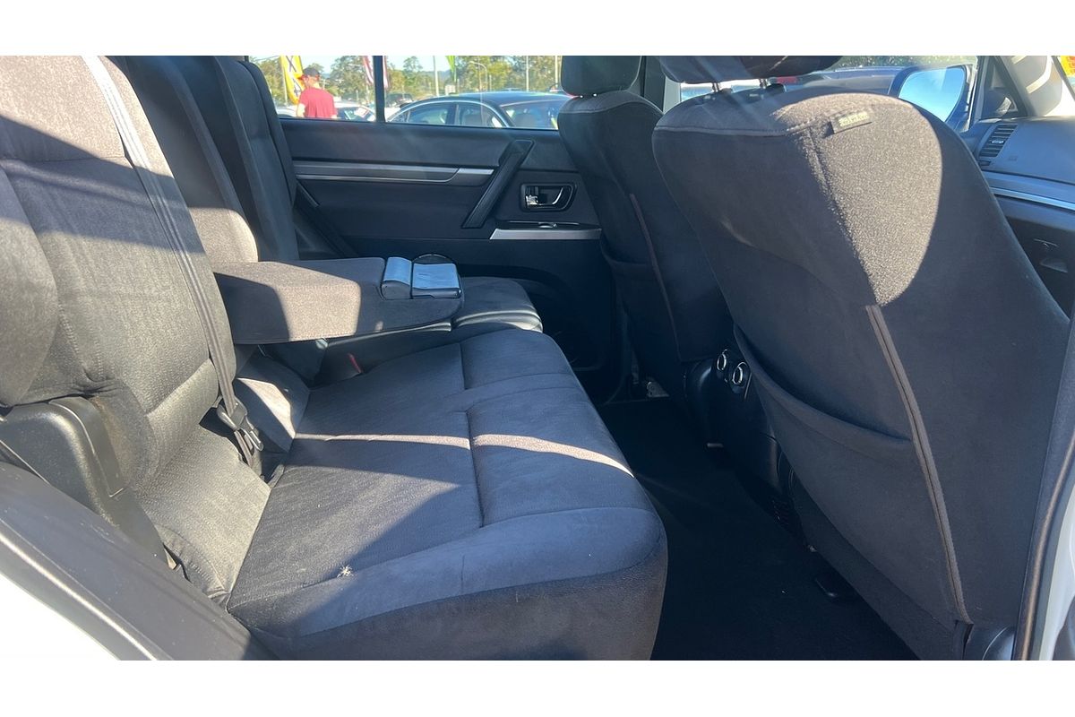 2012 Mitsubishi Pajero ACTiV NW