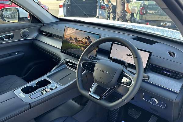 2025 Chery Tiggo 8 Super Hybrid Ultimate T31