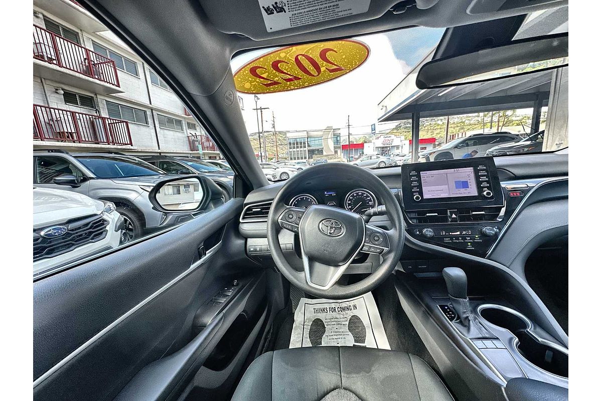 2022 Toyota Camry LE