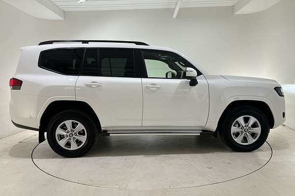 2023 Toyota Landcruiser GXL FJA300R
