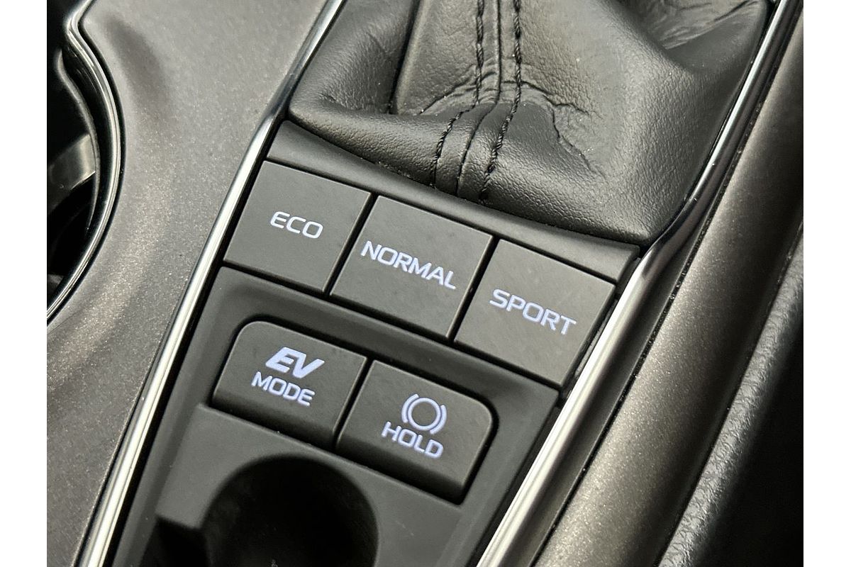 2024 Toyota Camry Ascent AXVH70R