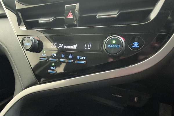 2021 Toyota Camry Ascent Sport AXVH70R