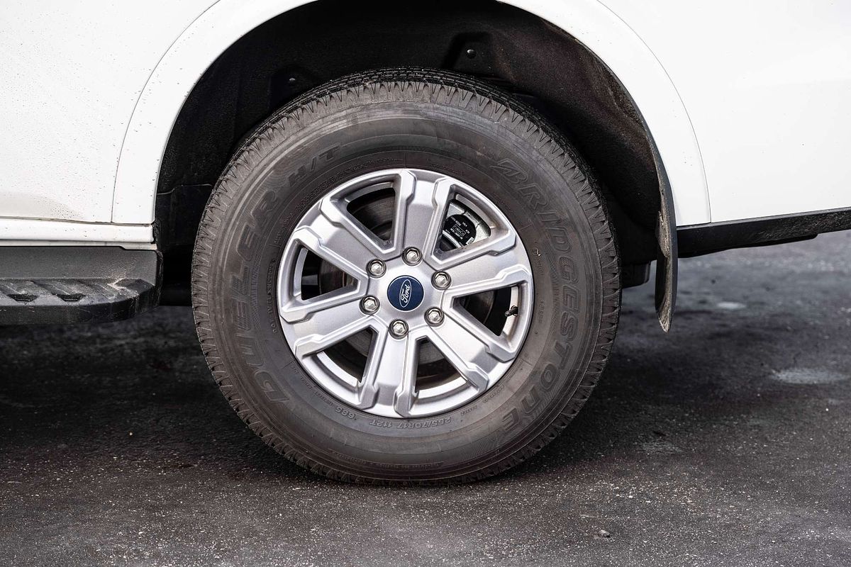 2024 Ford Everest Ambiente 2.0L