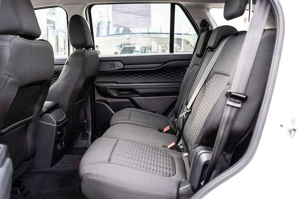 2024 Ford Everest Ambiente 2.0L