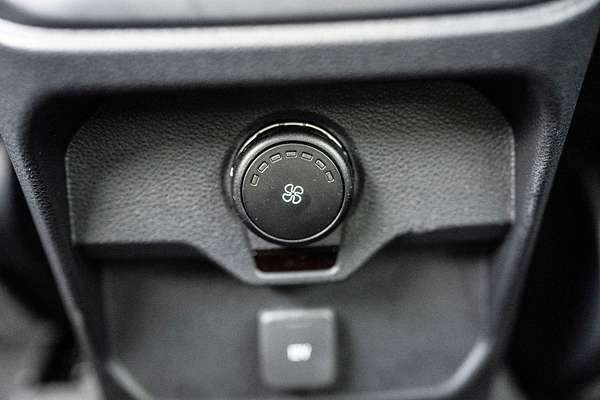 2024 Ford Everest Ambiente 2.0L