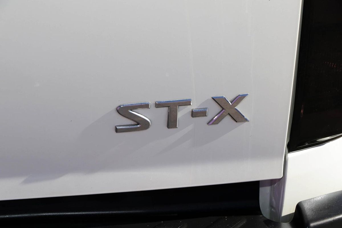 2016 Nissan Navara ST-X D23 4X4
