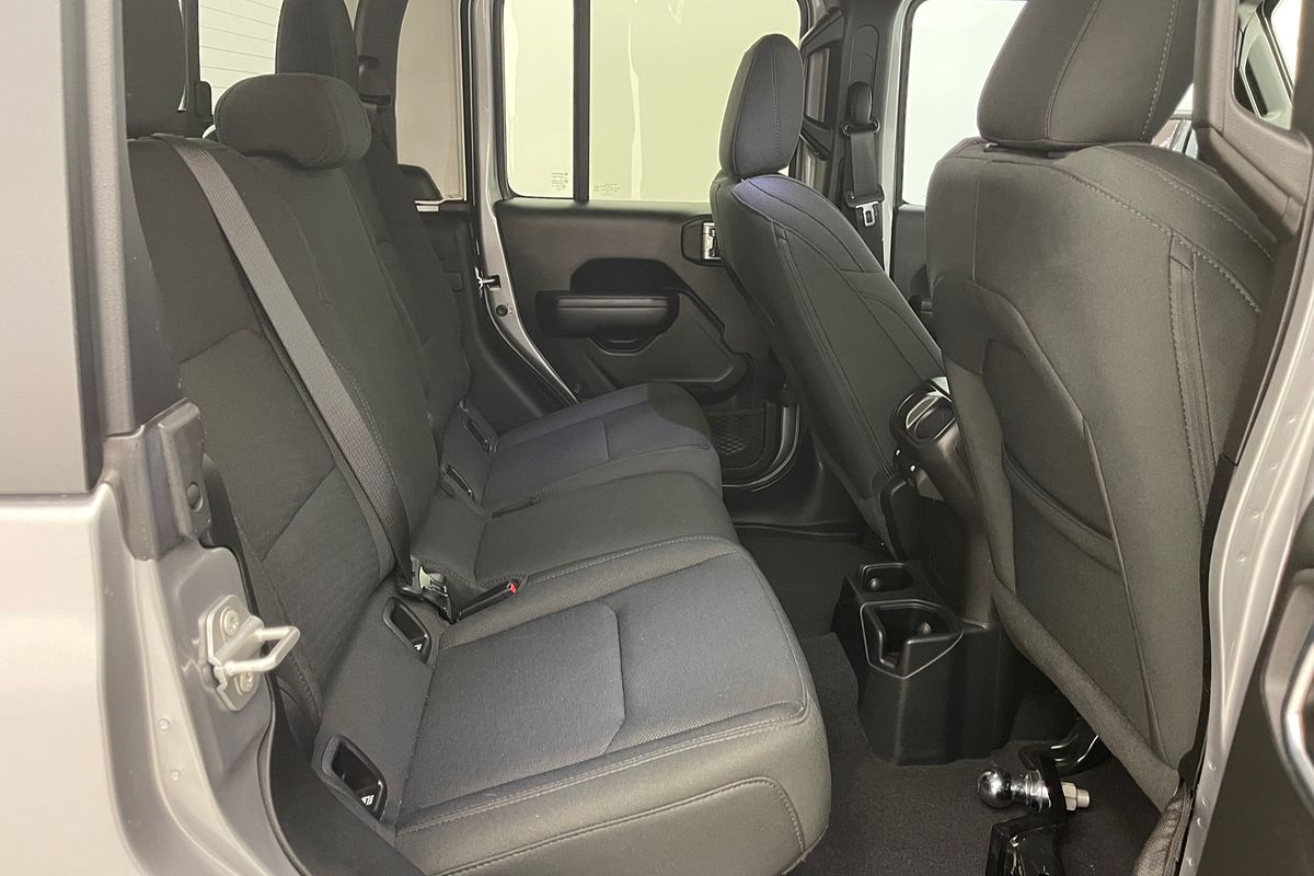 2021 Jeep Gladiator Night Eagle JT All Wheel Drive