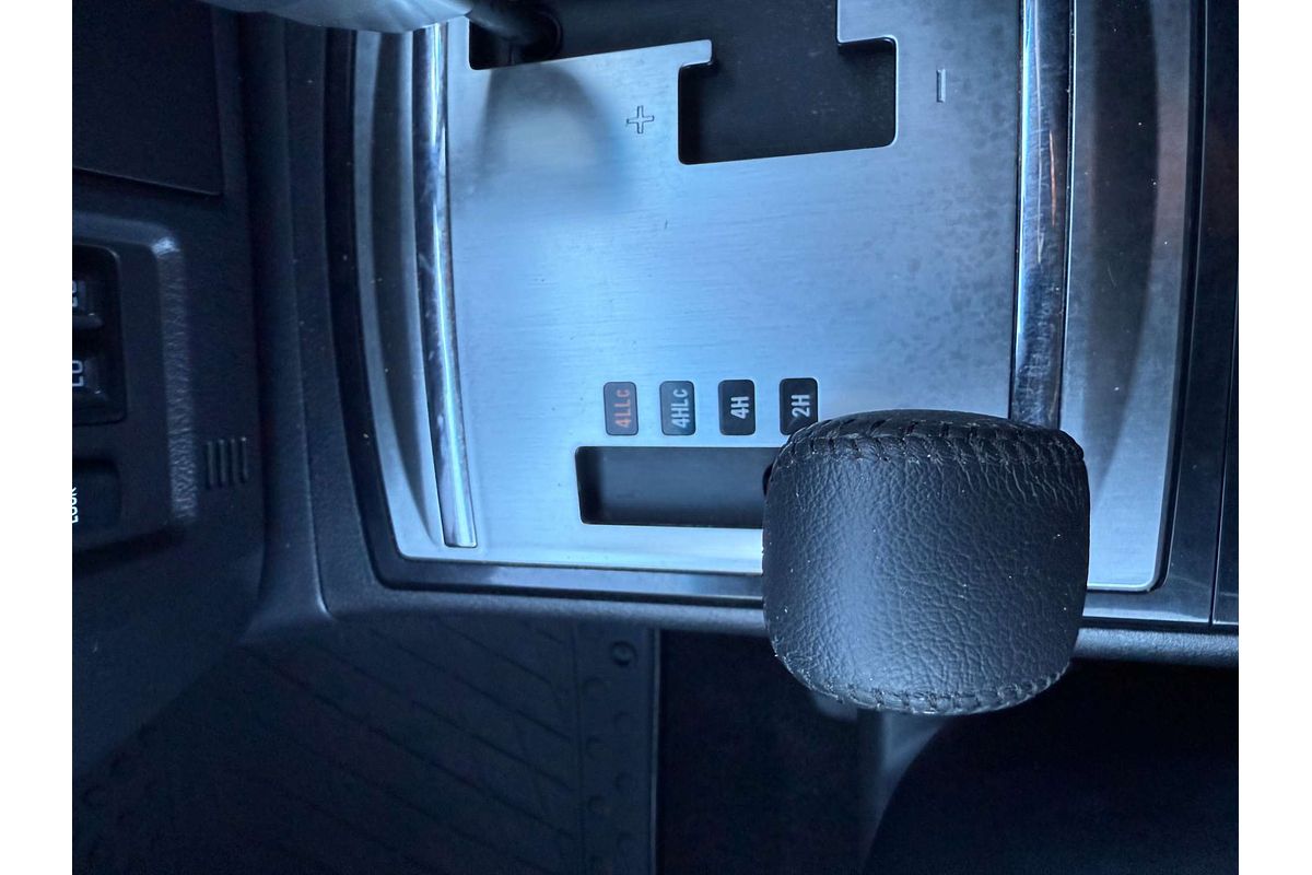 2019 Mitsubishi Pajero GLS NX