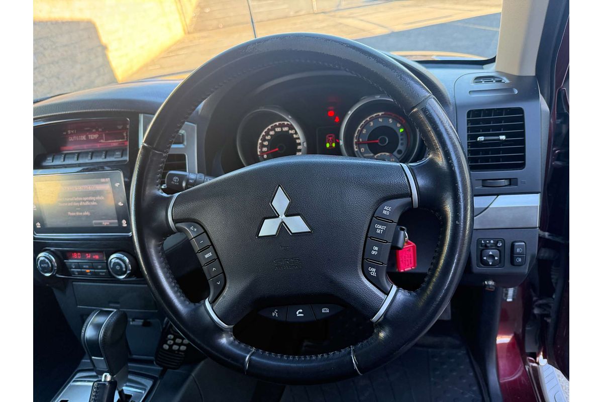 2019 Mitsubishi Pajero GLS NX