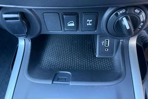 2023 Nissan Navara SL Warrior D23 4X4
