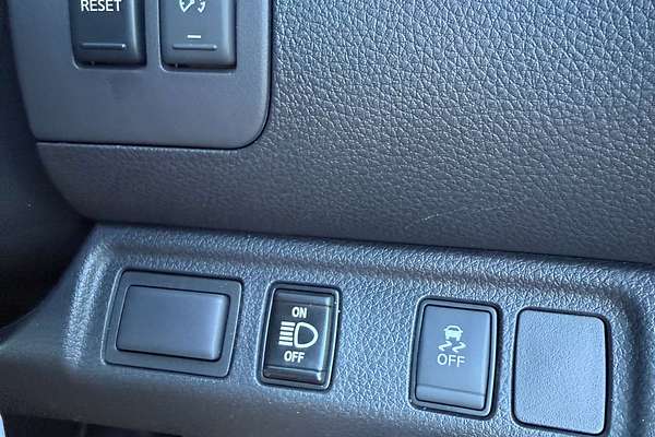 2023 Nissan Navara SL Warrior D23 4X4