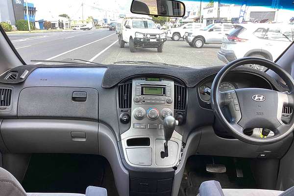 2013 Hyundai iMax TQ-W