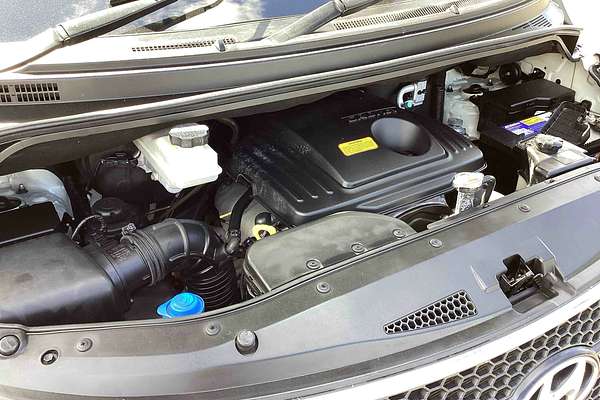 2013 Hyundai iMax TQ-W