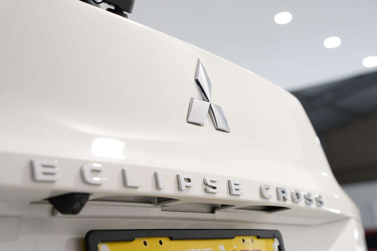 2022 Mitsubishi Eclipse Cross ES YB