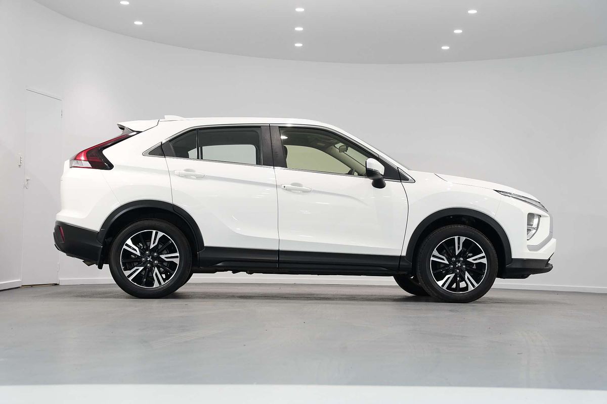 2022 Mitsubishi Eclipse Cross ES YB