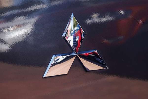 2019 Mitsubishi Triton GLS Premium MR 4X4