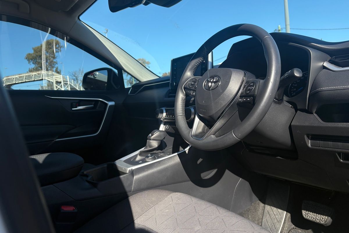 2021 Toyota RAV4 GXL AXAH54R