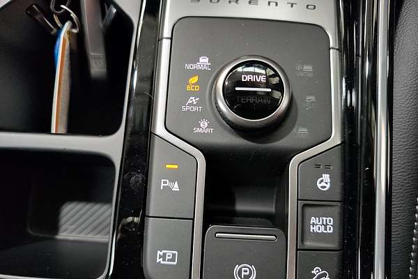2025 Kia Sorento Sport+ MQ4 PE