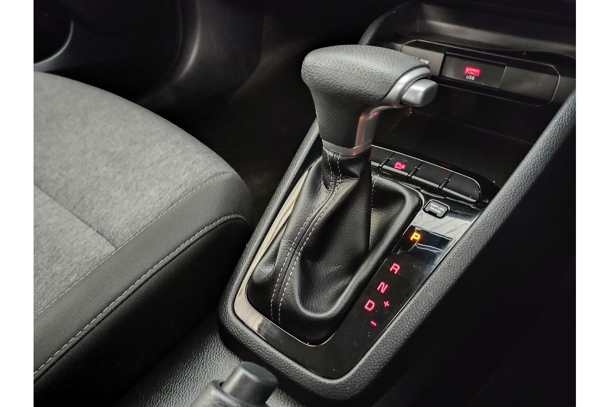 2022 Kia Stonic S YB