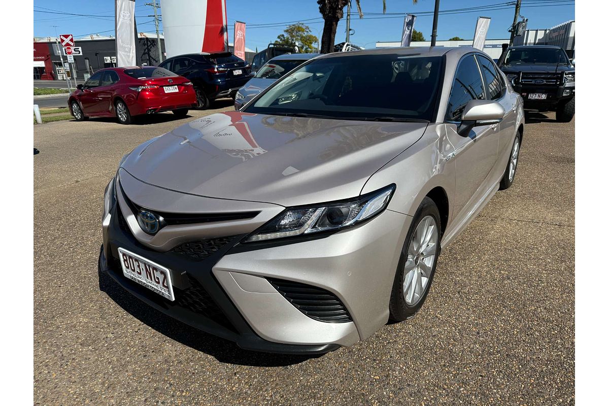 2020 Toyota Camry Ascent Sport AXVH70R