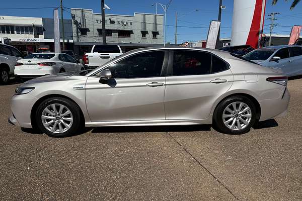 2020 Toyota Camry Ascent Sport AXVH70R