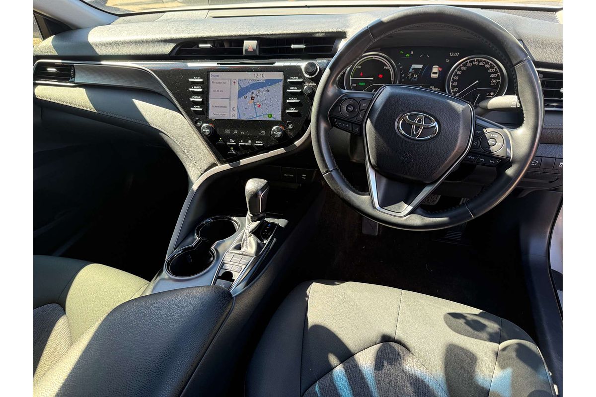2020 Toyota Camry Ascent Sport AXVH70R
