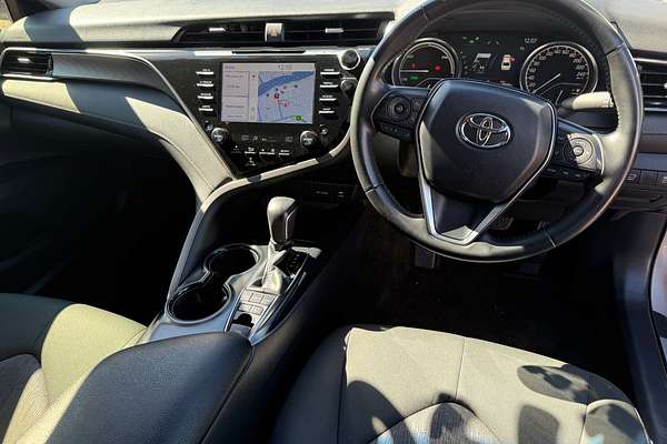 2020 Toyota Camry Ascent Sport AXVH70R