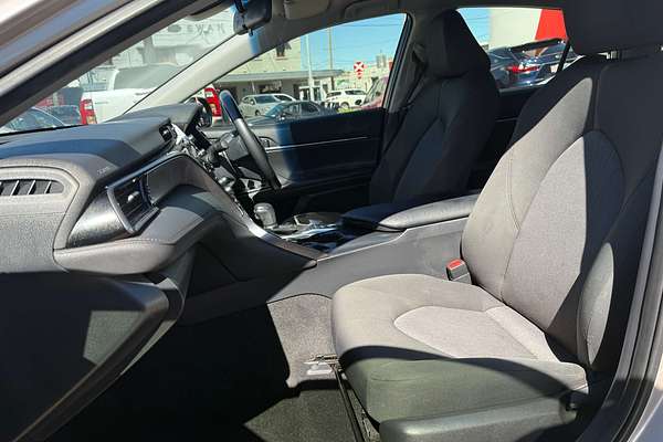 2020 Toyota Camry Ascent Sport AXVH70R