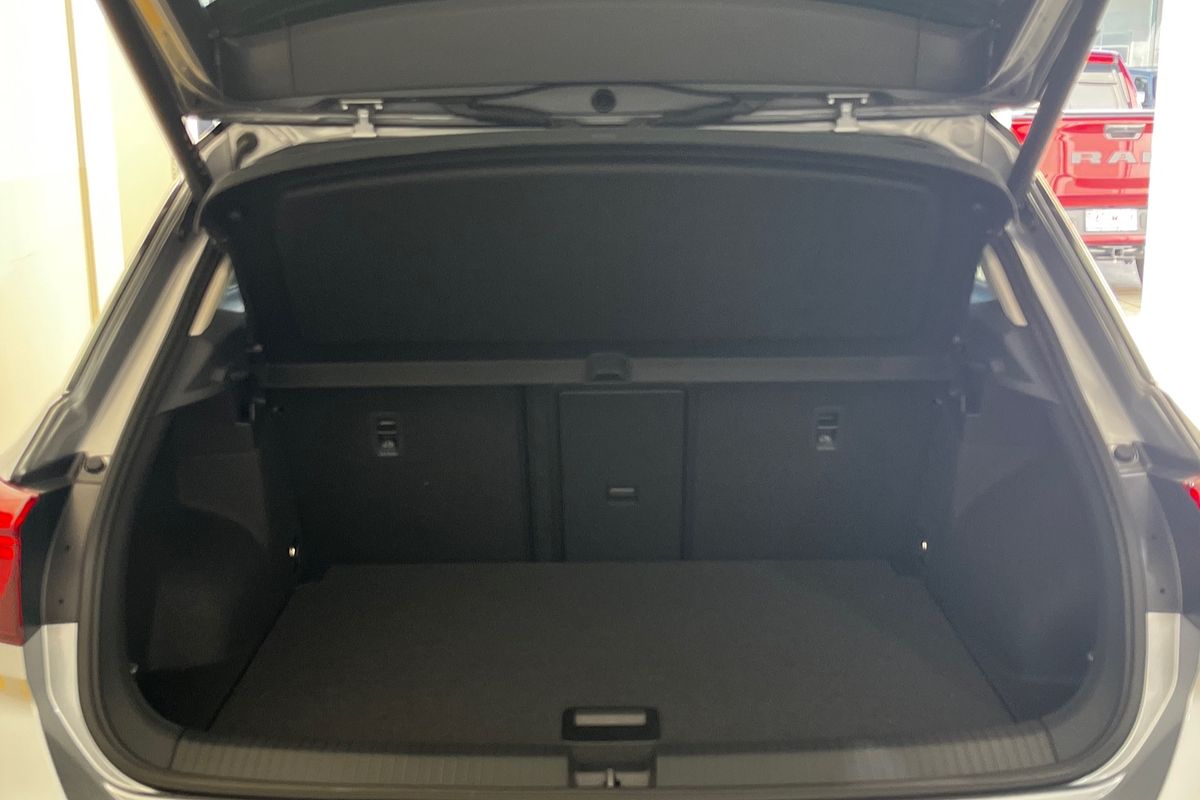 2025 Volkswagen T-Roc 110TSI Style D11