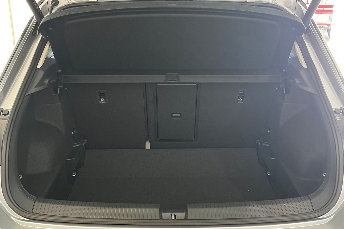 2025 Volkswagen T-Roc 110TSI Style D11