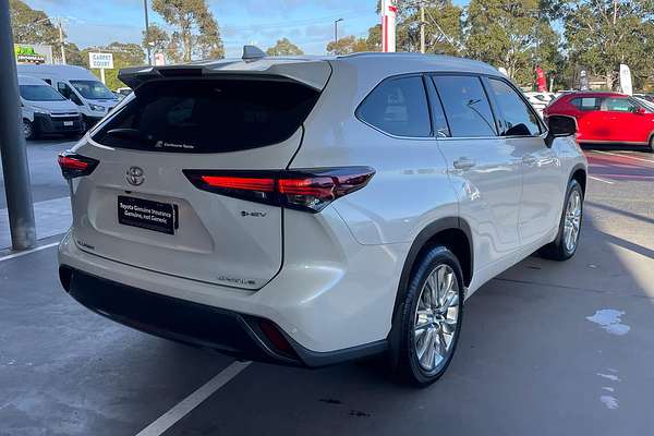 2025 Toyota Kluger Grande AXUH78R