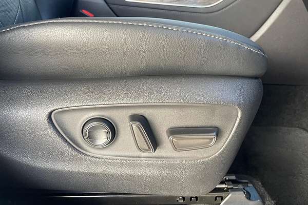 2025 Toyota Kluger Grande AXUH78R