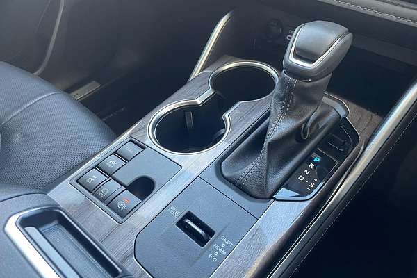 2025 Toyota Kluger Grande AXUH78R