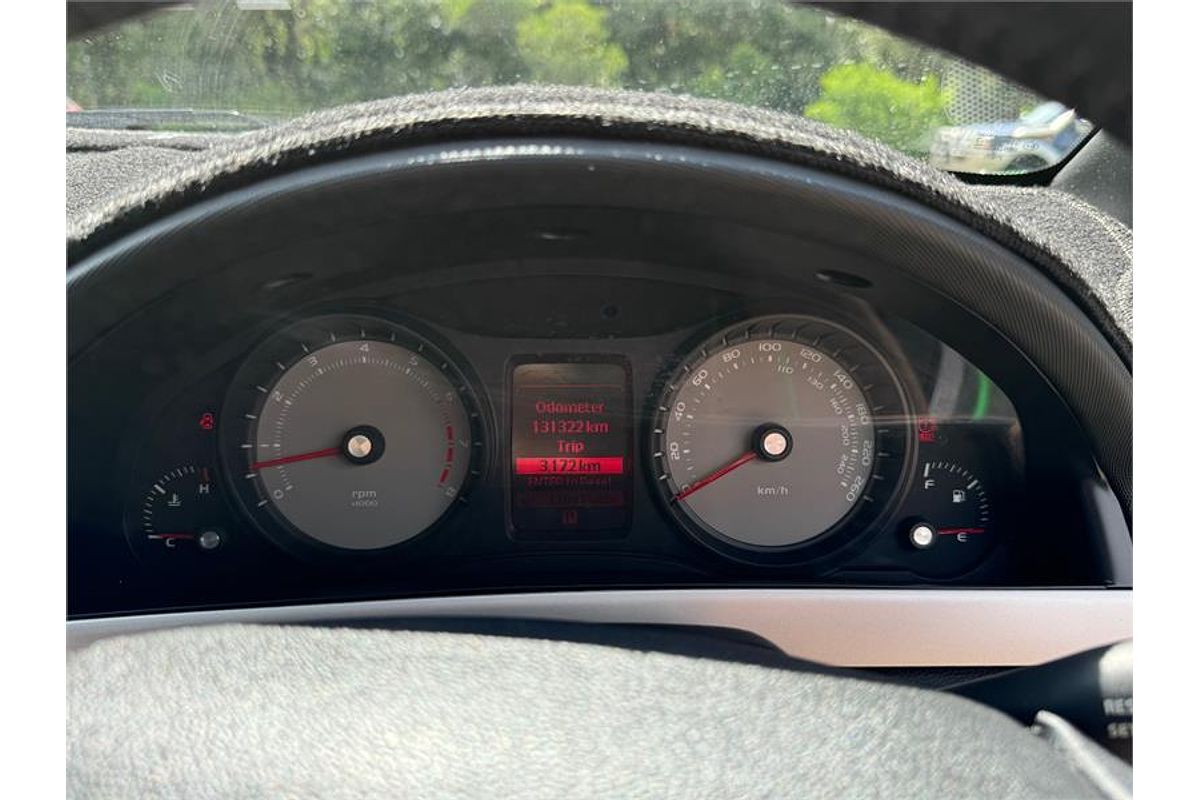 2010 Holden Commodore SV6 VE