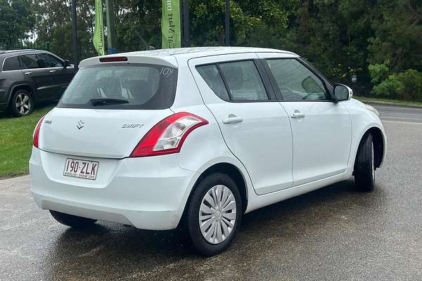 2014 Suzuki Swift GL Navigator FZ