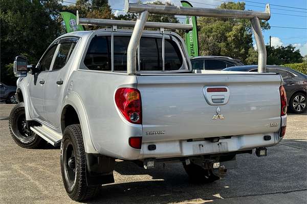2013 Mitsubishi Triton GLX MN 4X4