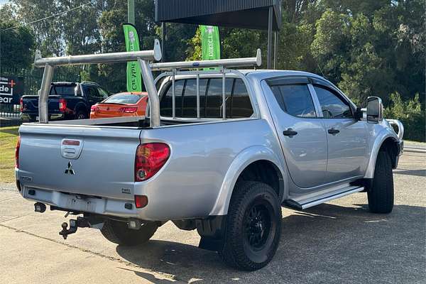 2013 Mitsubishi Triton GLX MN 4X4