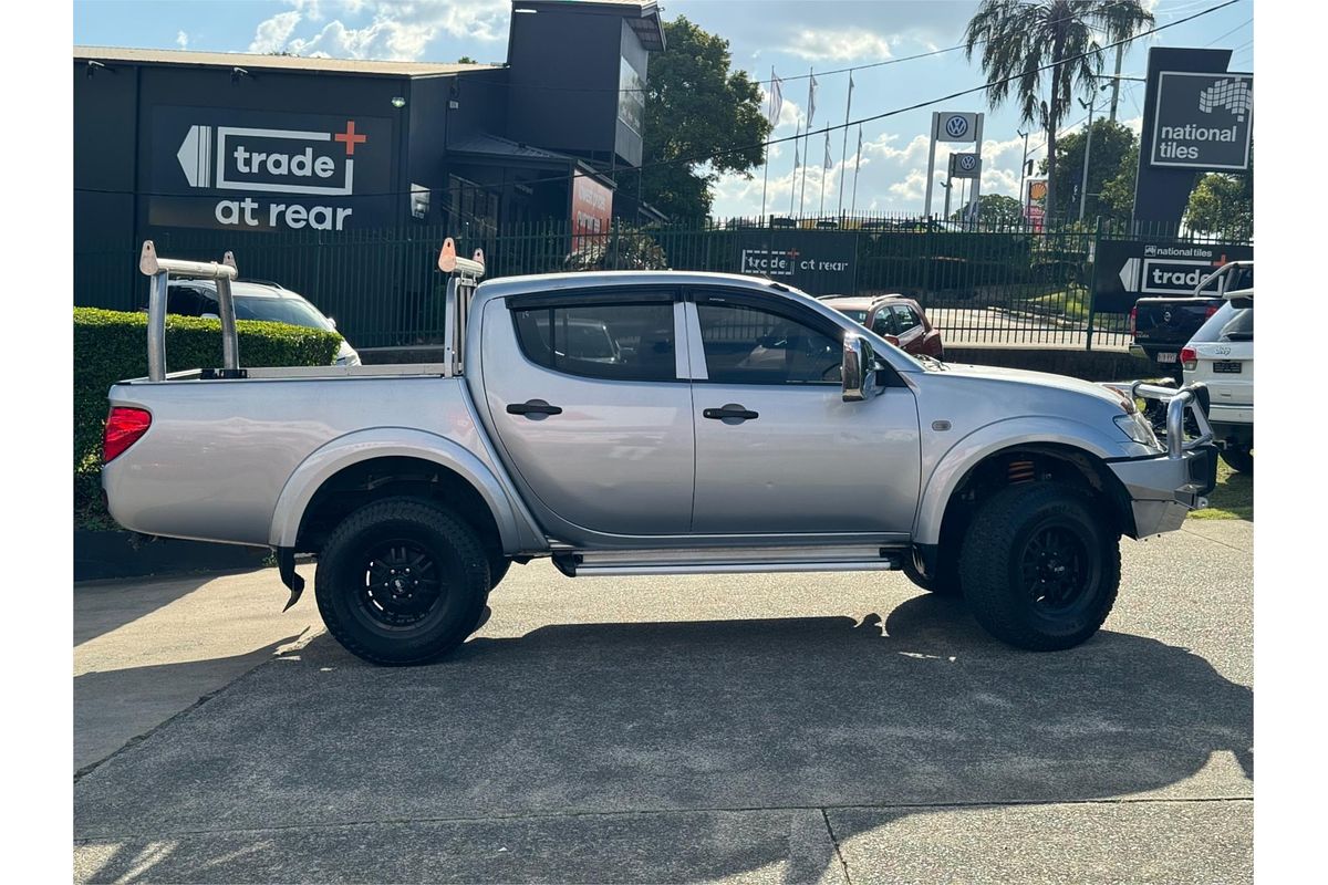 2013 Mitsubishi Triton GLX MN 4X4