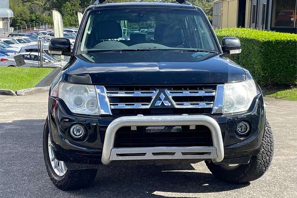2014 Mitsubishi Pajero VR-X NW