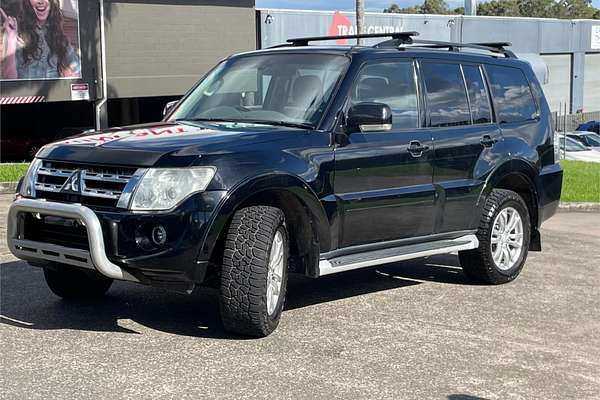 2014 Mitsubishi Pajero VR-X NW