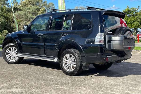 2014 Mitsubishi Pajero VR-X NW