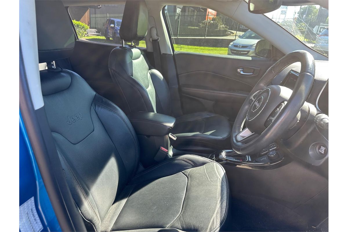 2017 Jeep Compass Limited M6