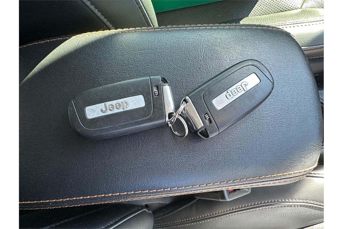 2017 Jeep Compass Limited M6