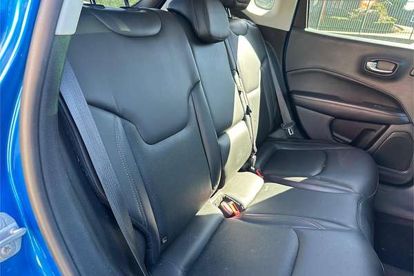 2017 Jeep Compass Limited M6